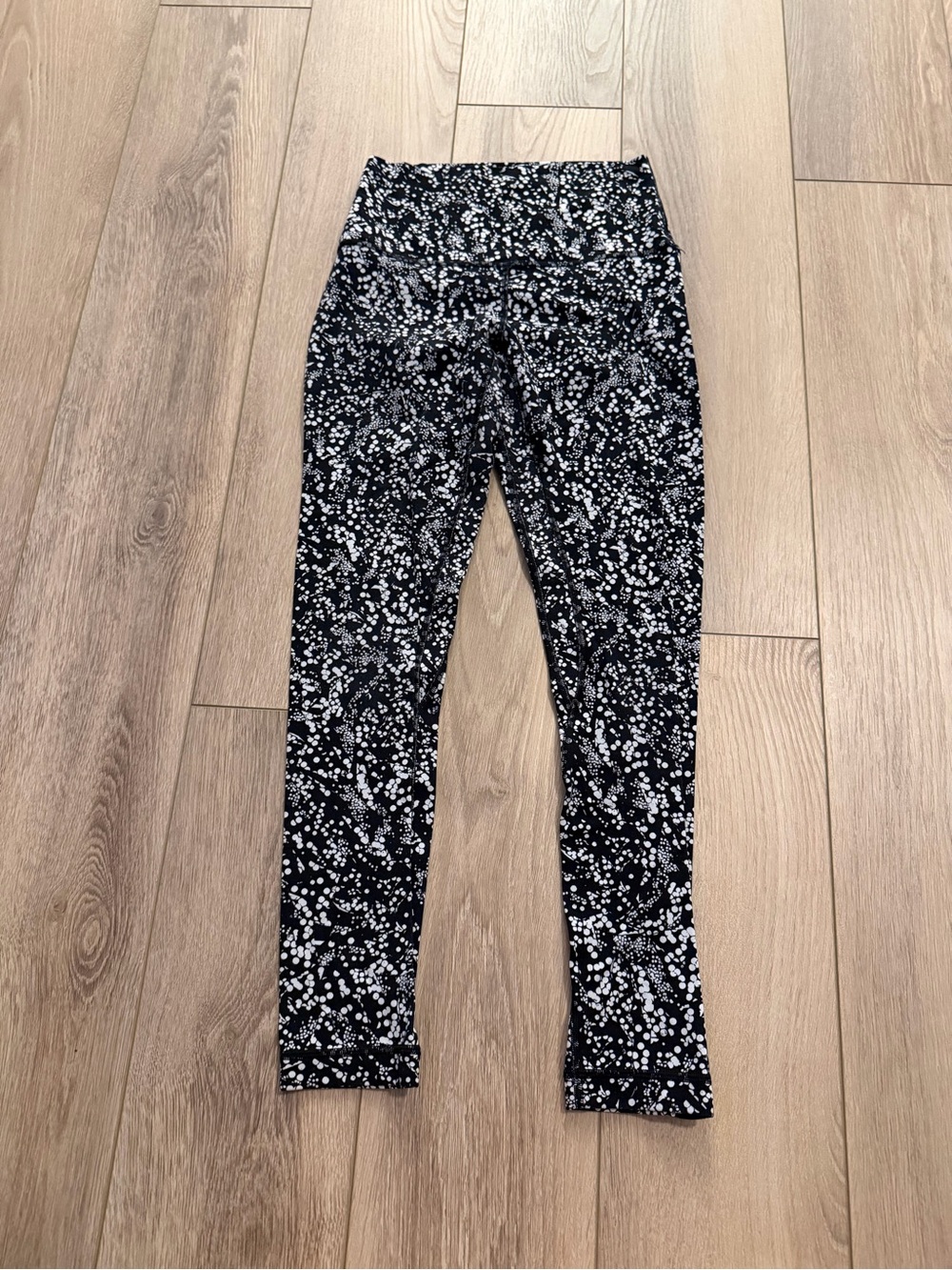 Lululemon Align Pant Chirasu Black Pattern Leggings Size 4